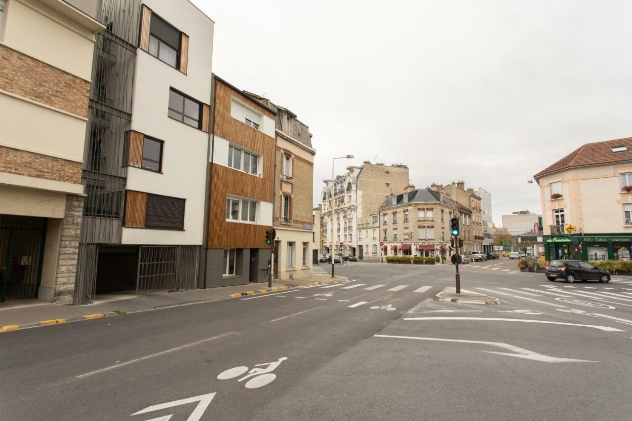 Appartement Au Pied De La Cathedrale Reims Exterior photo